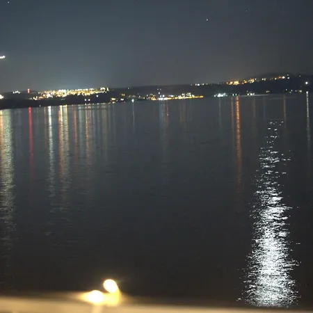 La Finestra Tra Le Stelle Apartment *